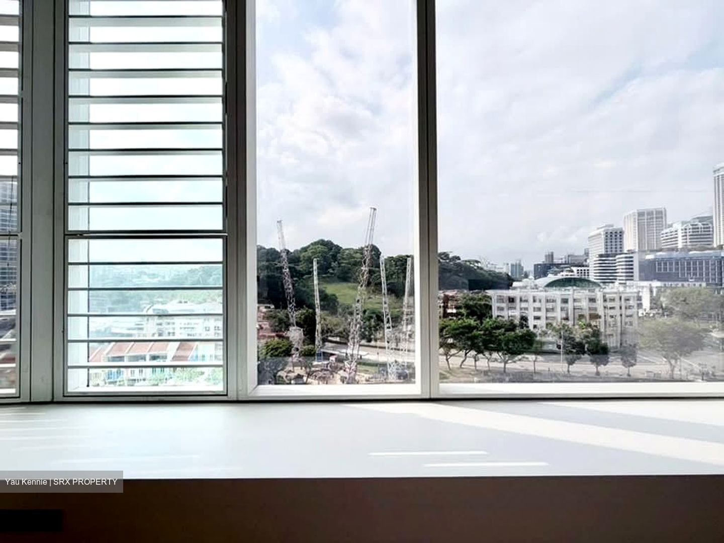 The Central (D1), Office #587548231